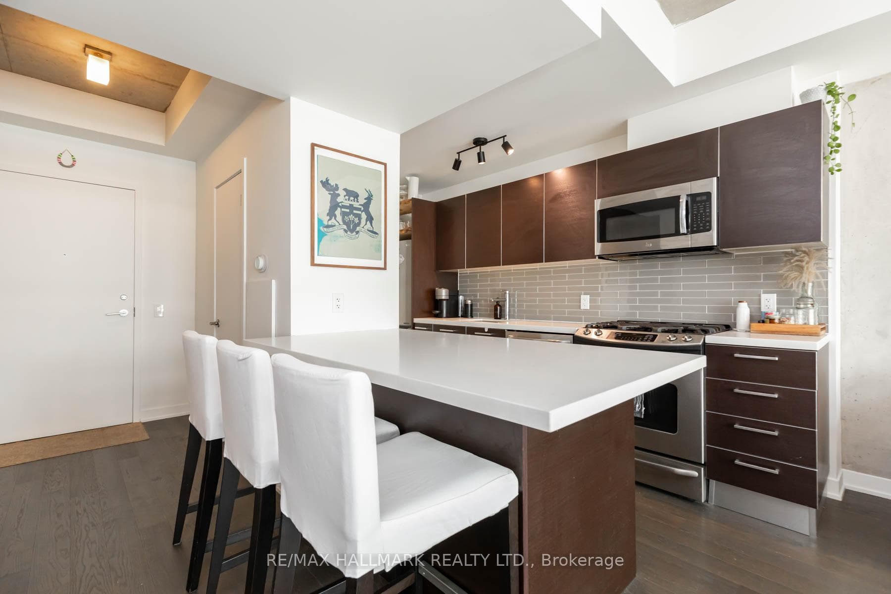 1201 Dundas Street Unit 407 photo 7