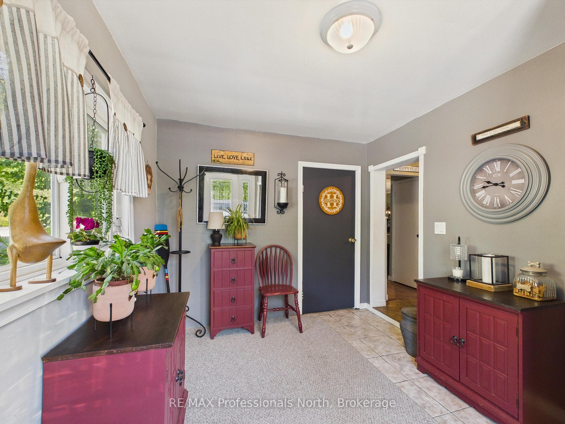 36 EDWARD Street photo 6