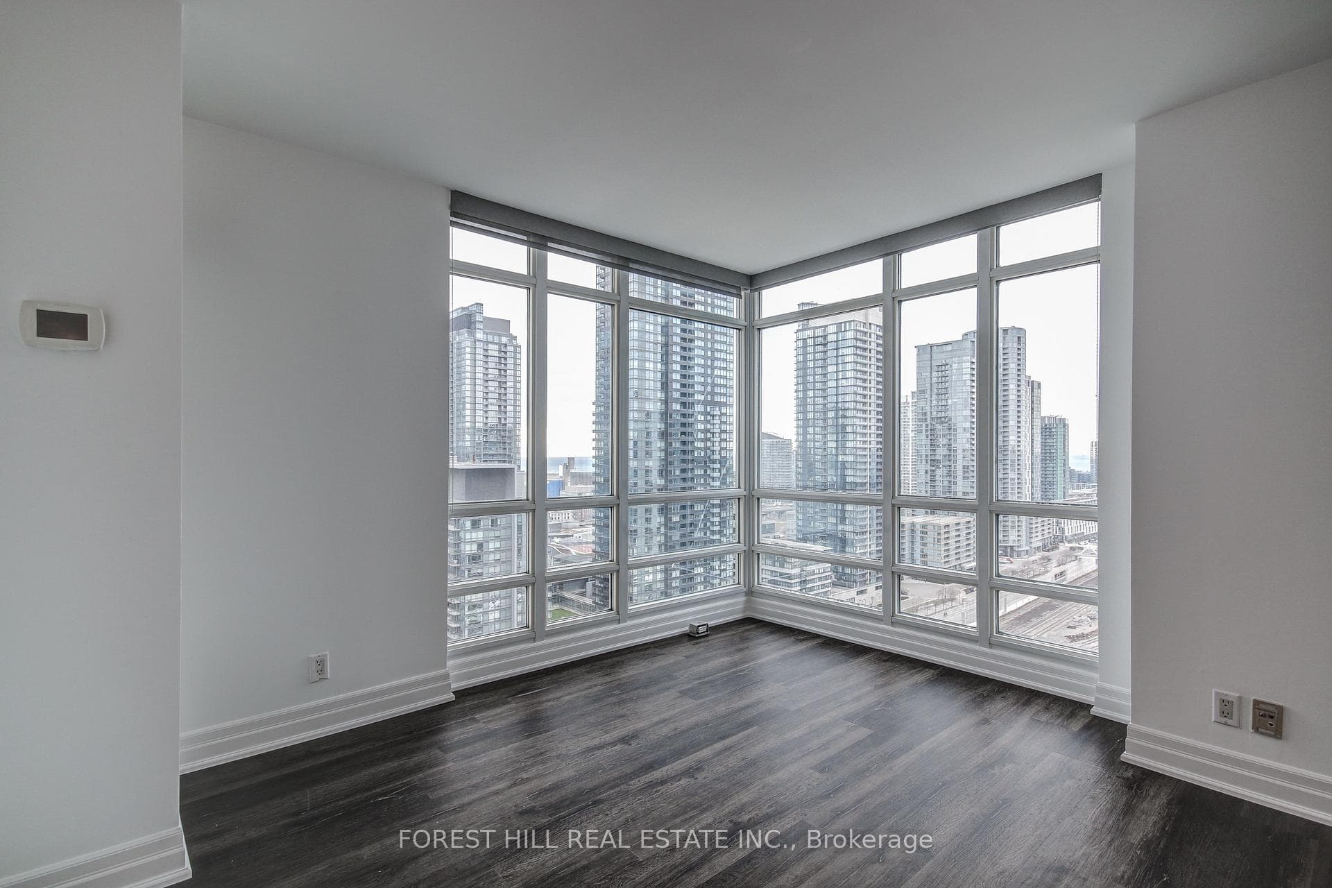 397 Front Street Unit 2703 photo 11