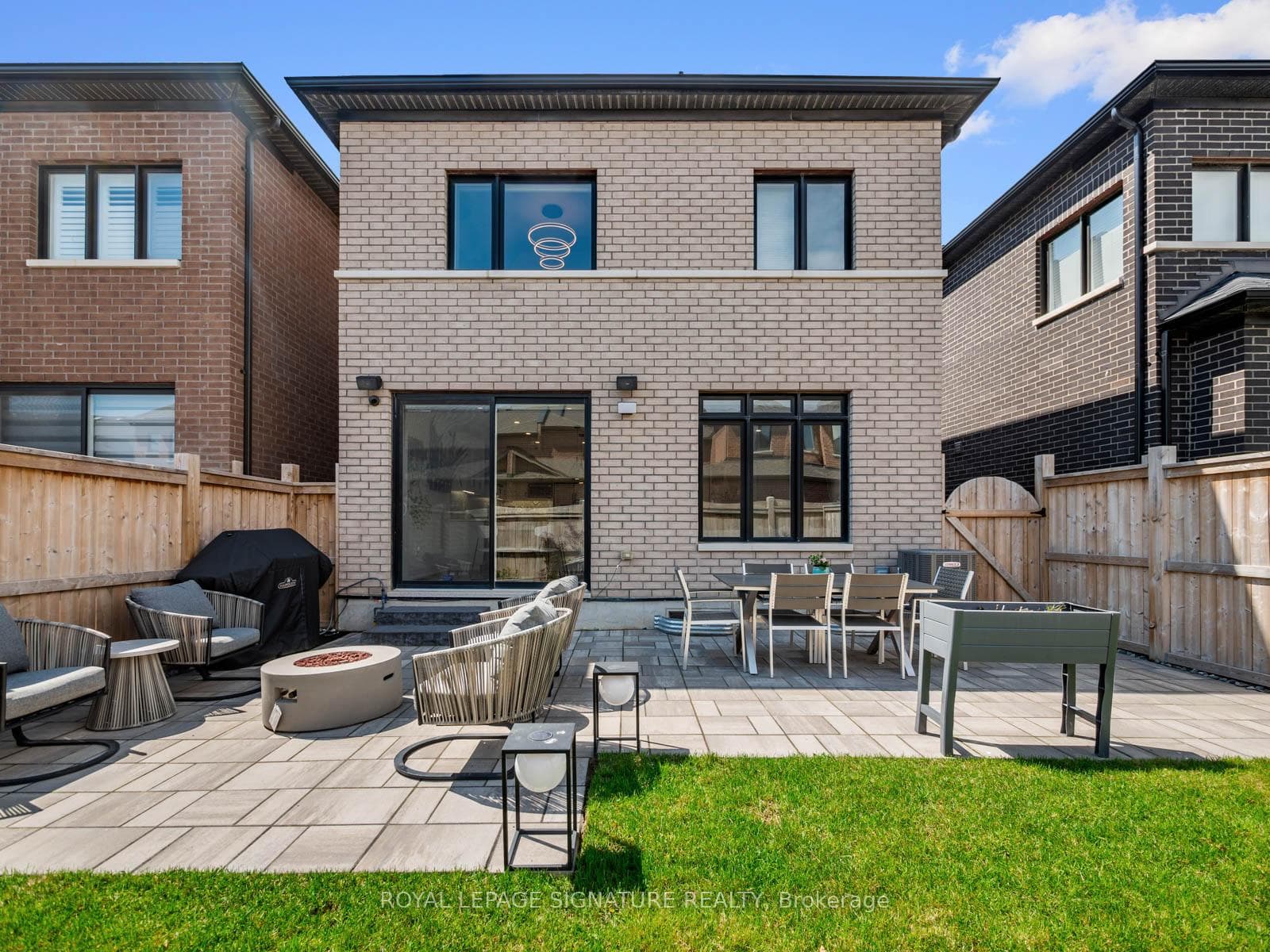 12 Walter Clifford Nesbitt Drive photo 38