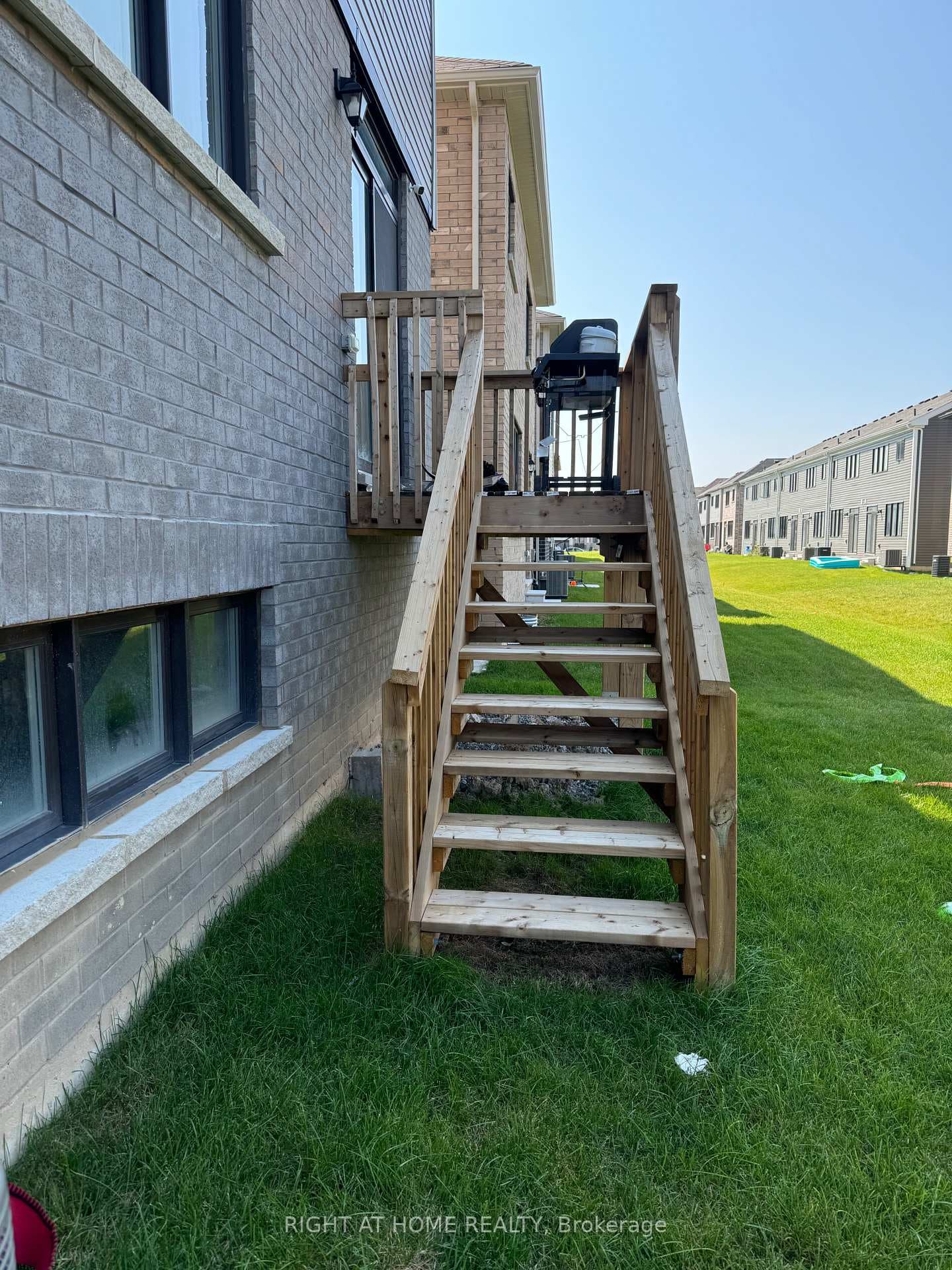 409 Barker Parkway photo 39