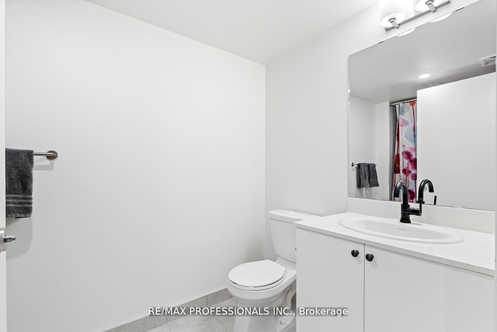 10 Wilby Crescent Unit 1603 photo 10