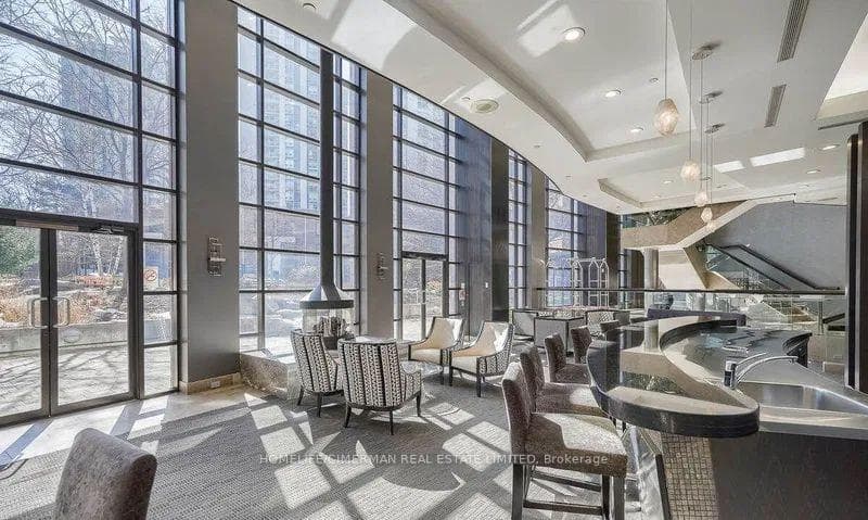 33 Sheppard Avenue Unit 2209 photo 11