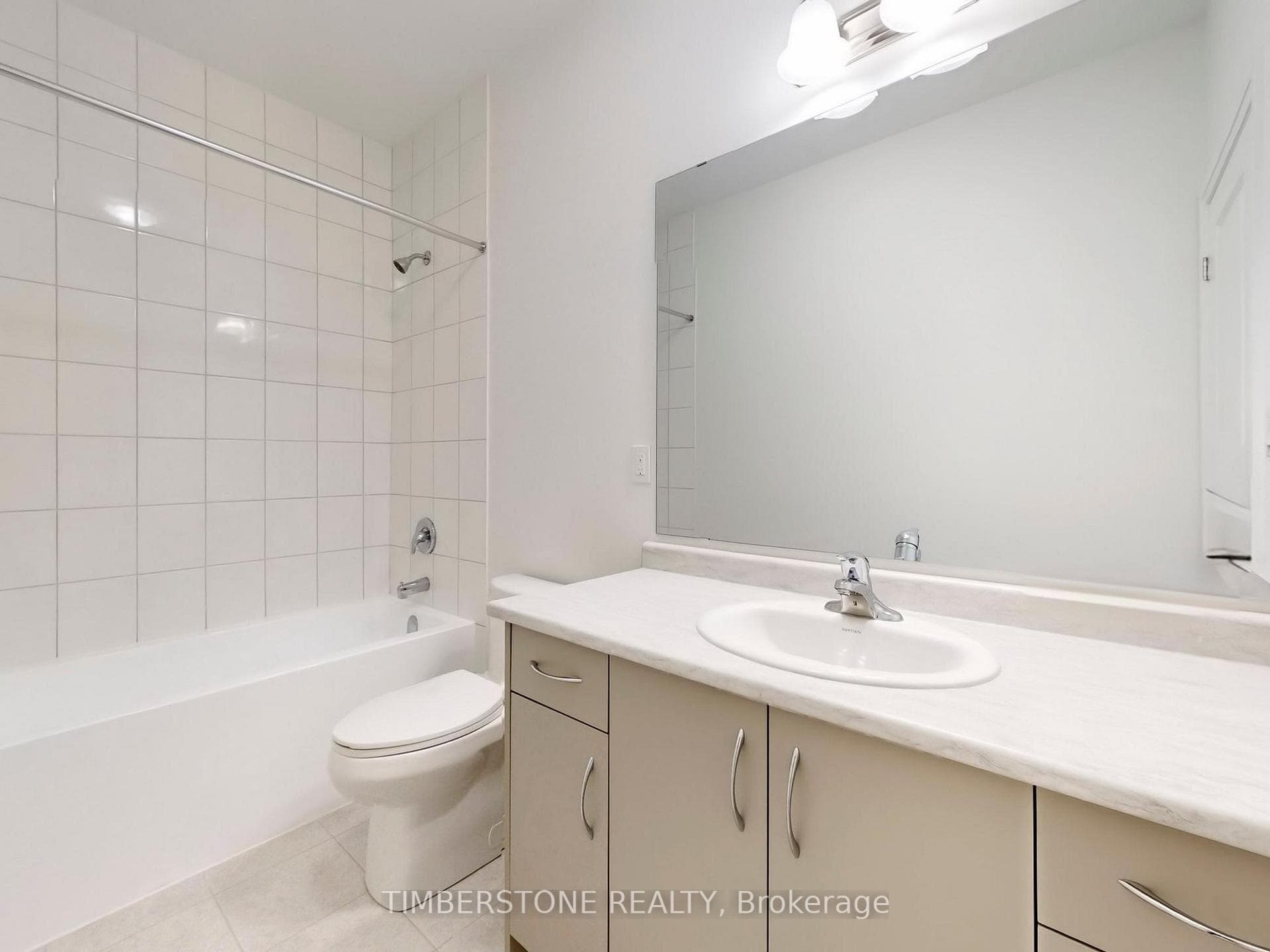 237 Coronation Road photo 33