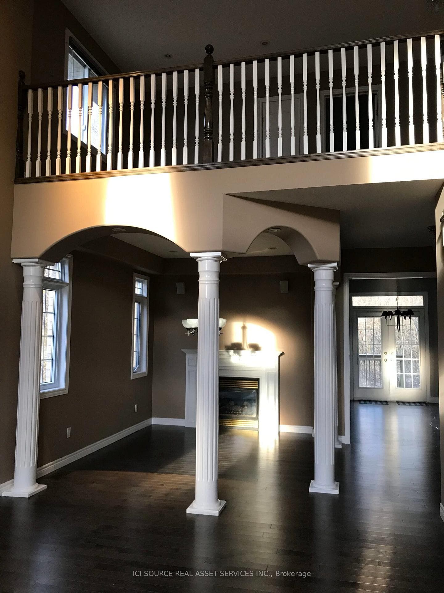 808 Grey Alder Court photo 3