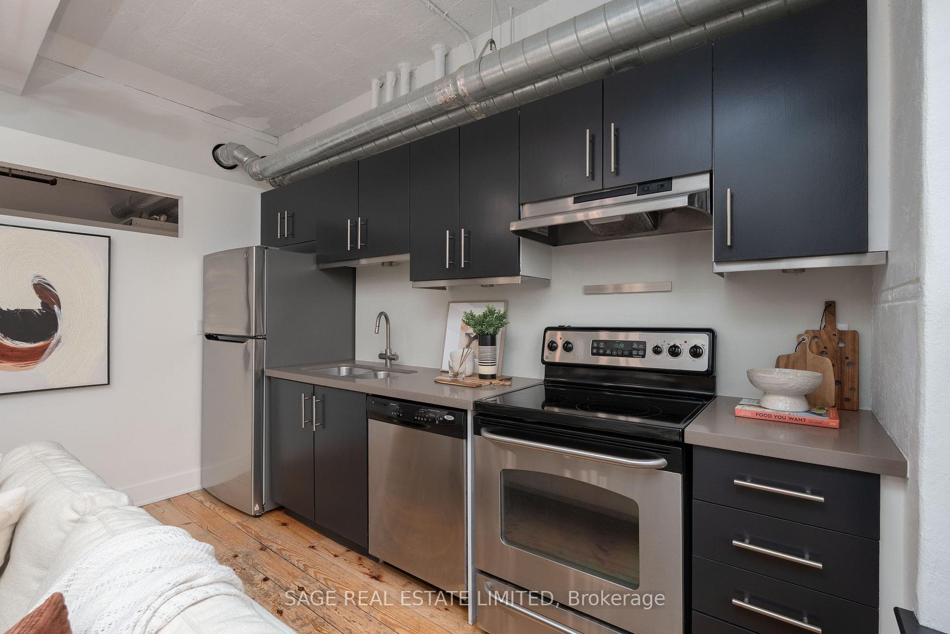 183 Dovercourt Road Unit 417 photo 7