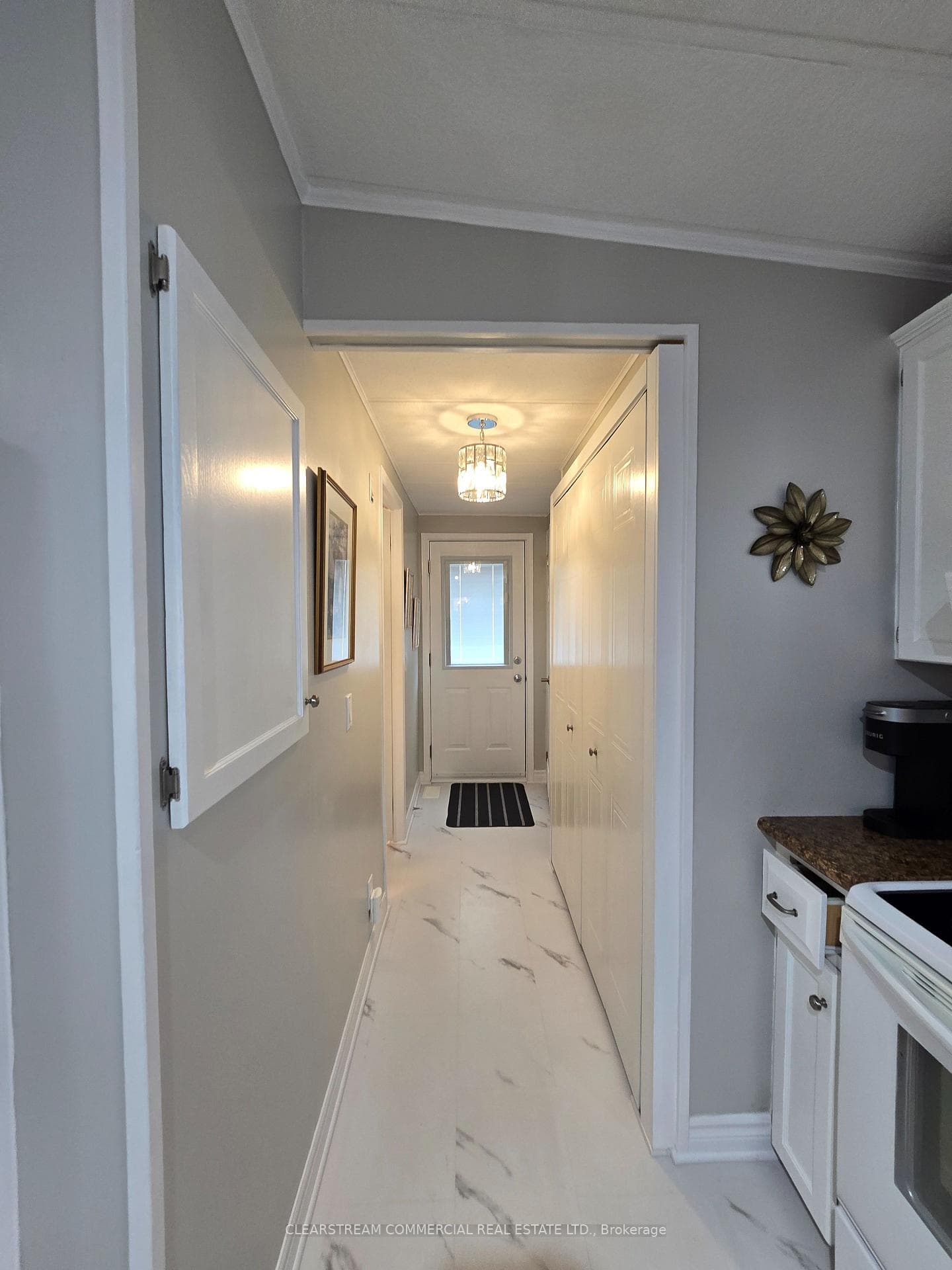 3033 Townline Road Unit 197 photo 18