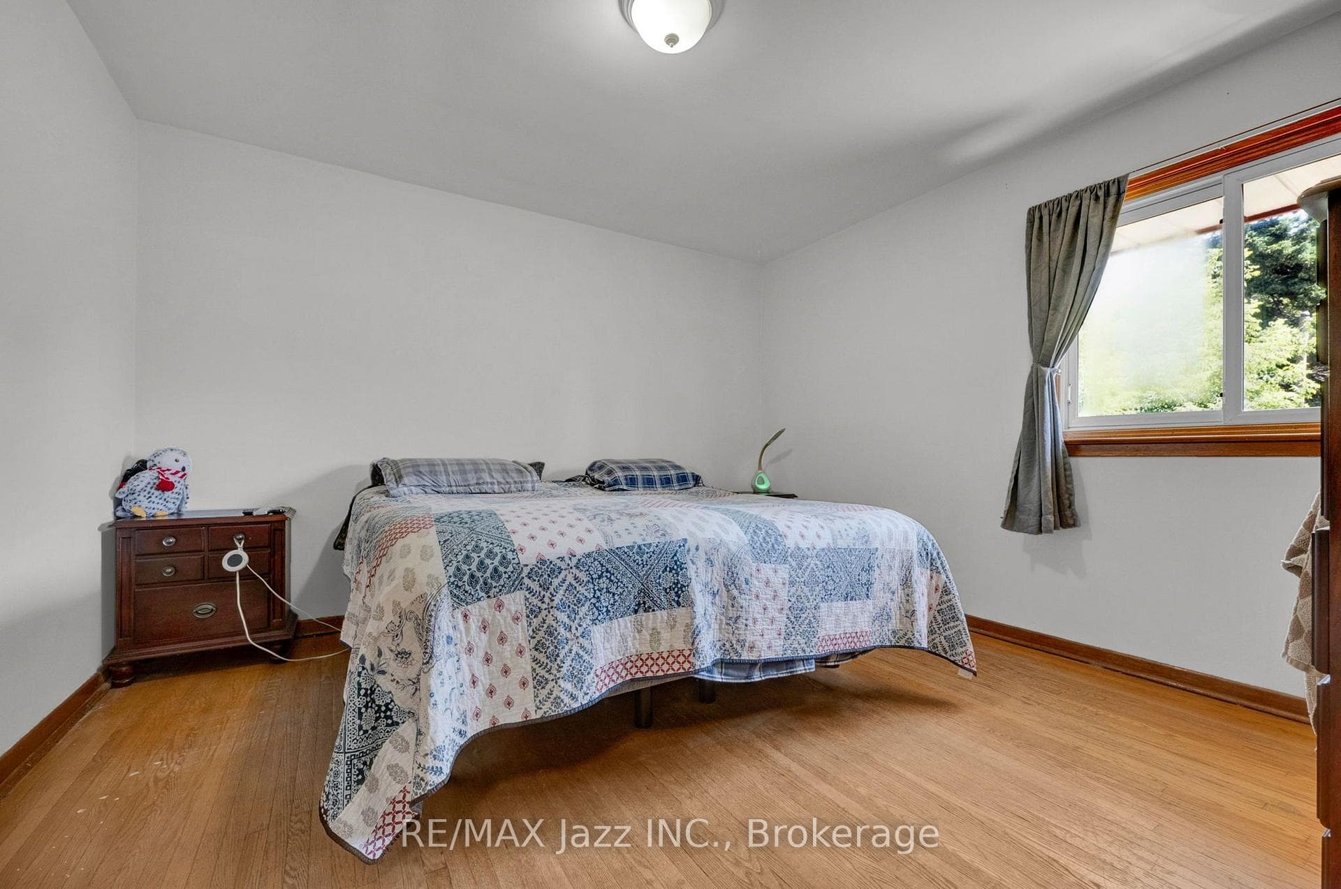 217 Annis Street photo 17