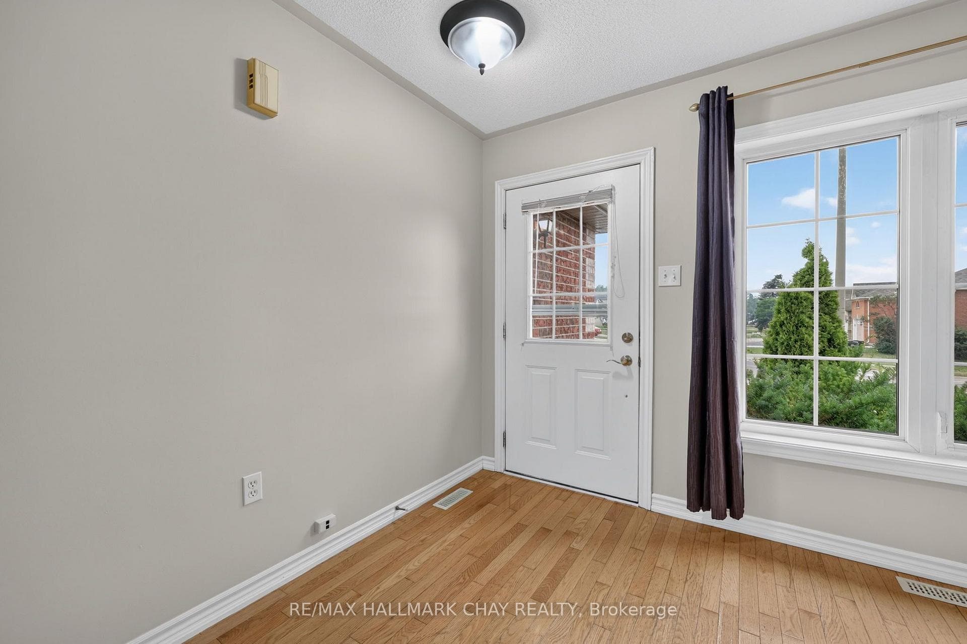 39 Hanmer Street photo 2