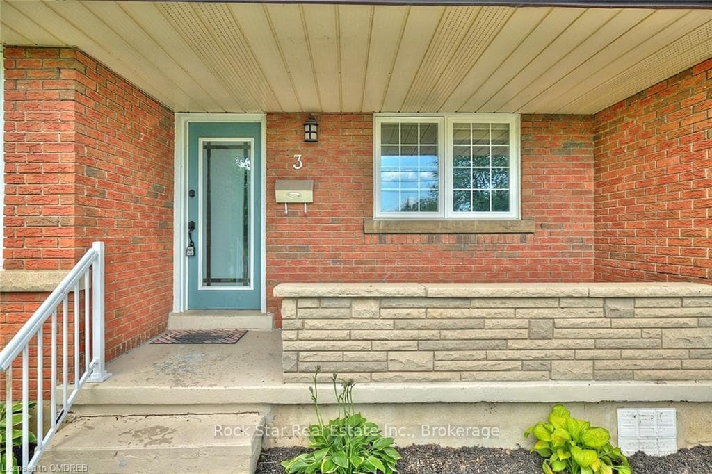 3 DUNRAVEN Avenue photo 3