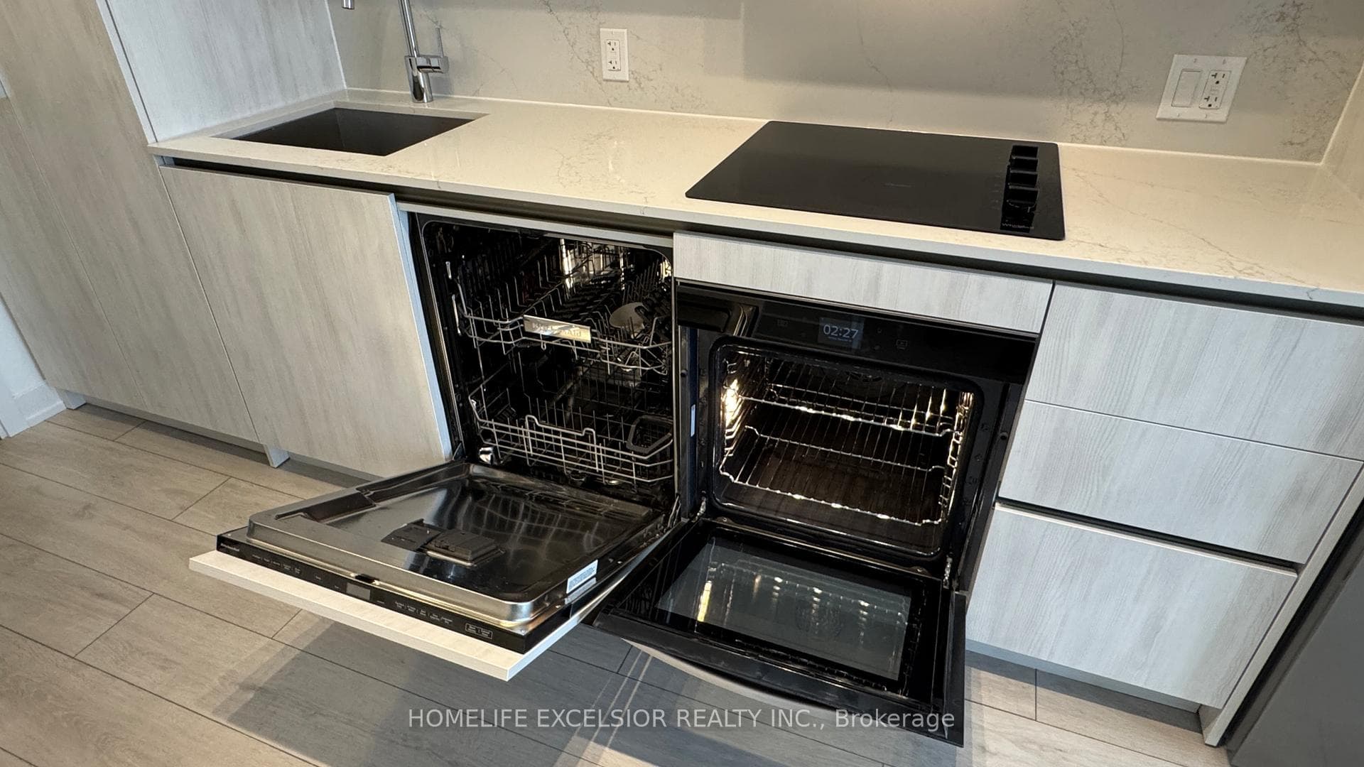 5858 Yonge Street Unit 1226 photo 22