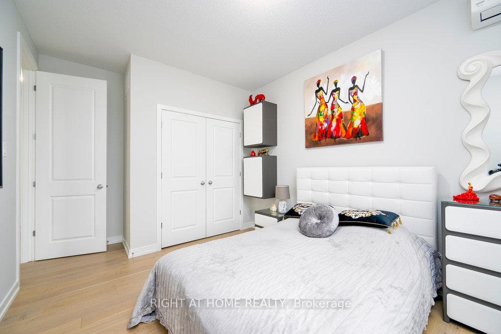 159 Boulonnais Grove photo 34