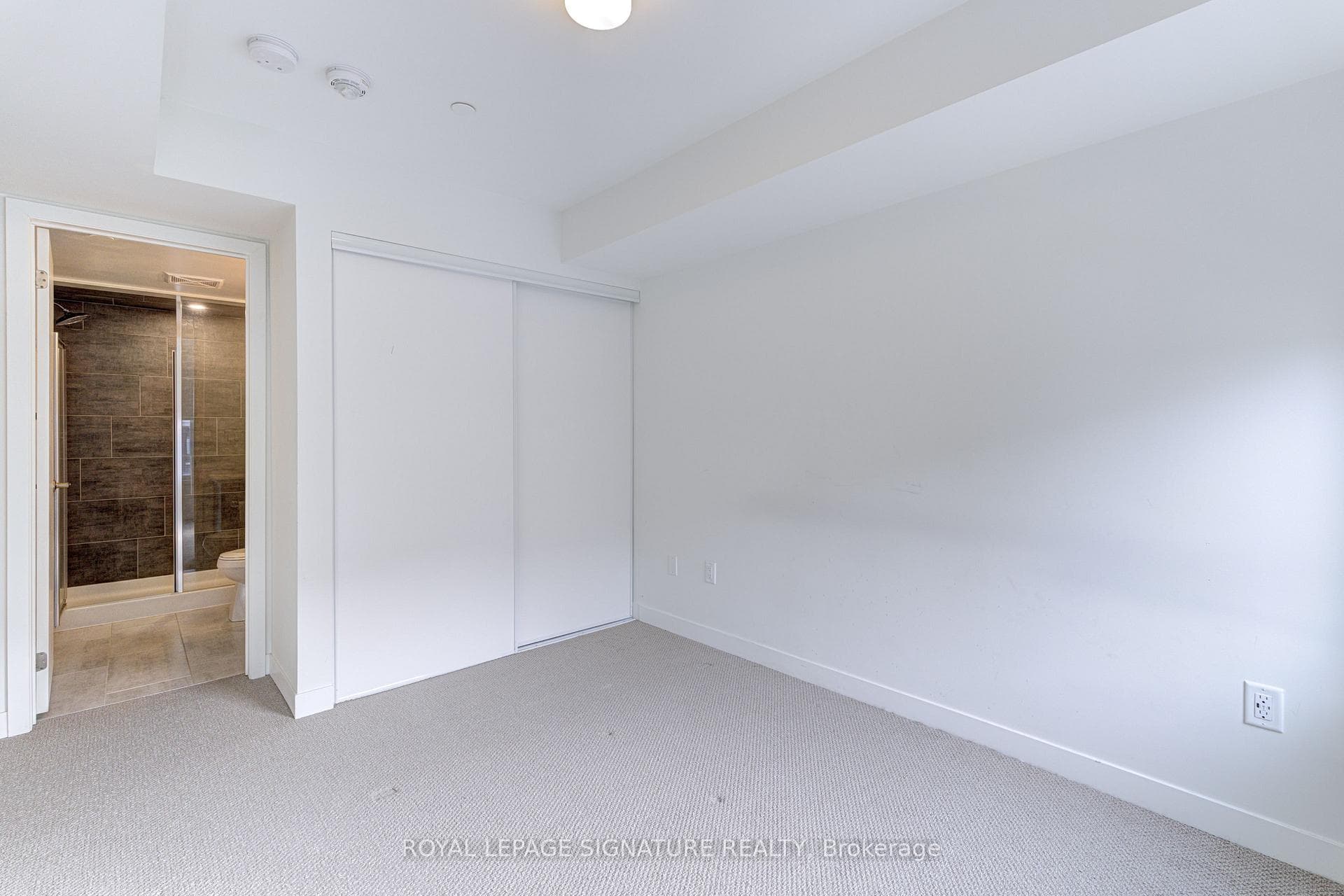3429 Ridgeway Drive Unit 4 photo 24