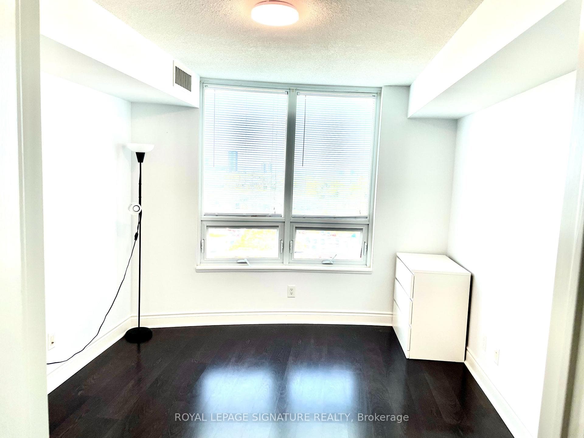 25 Greenview Avenue Unit 819 photo 19