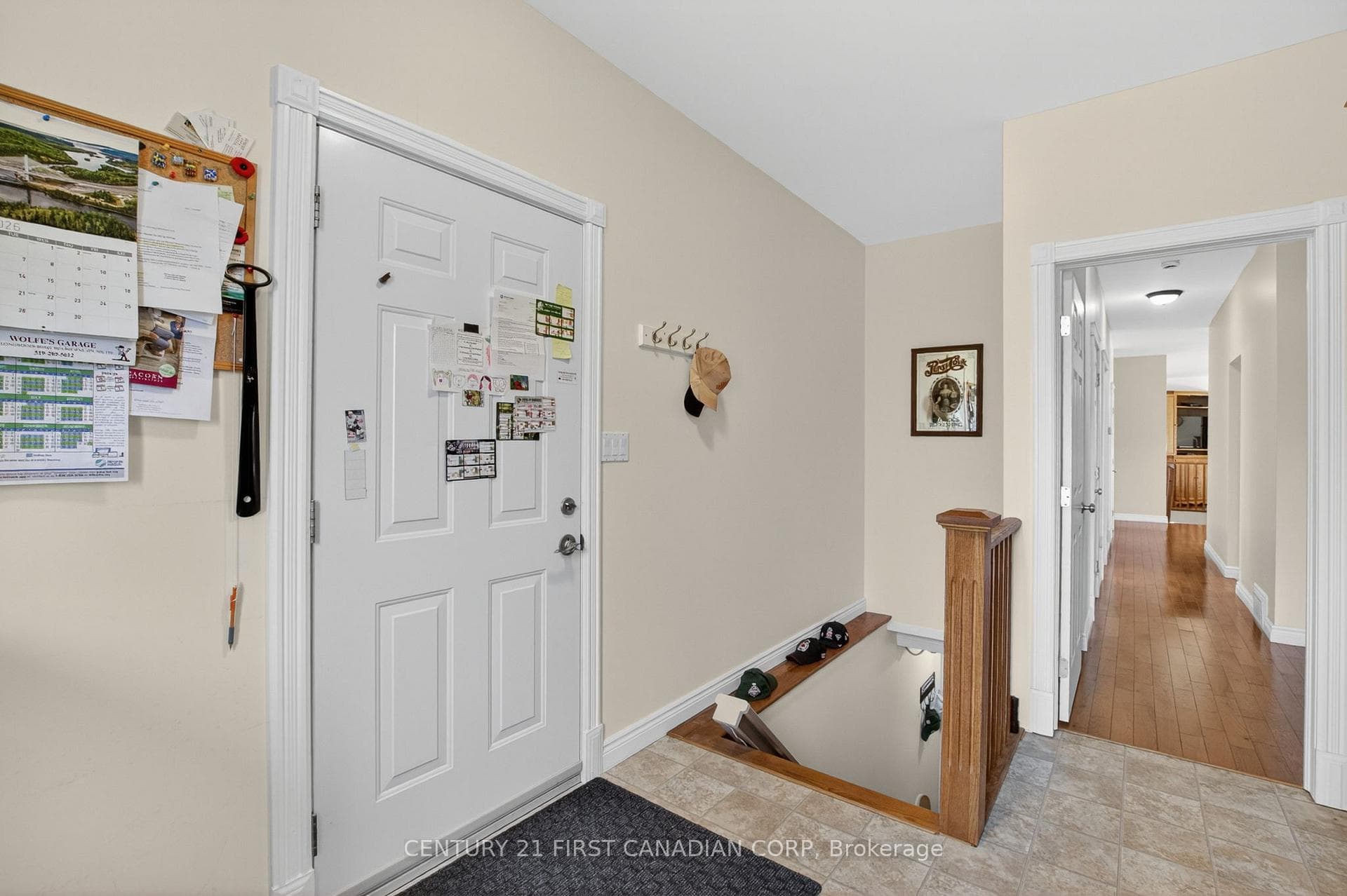 653 Peter Street photo 21