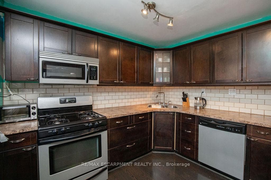 90 Magnolia Drive Unit 27 photo 7