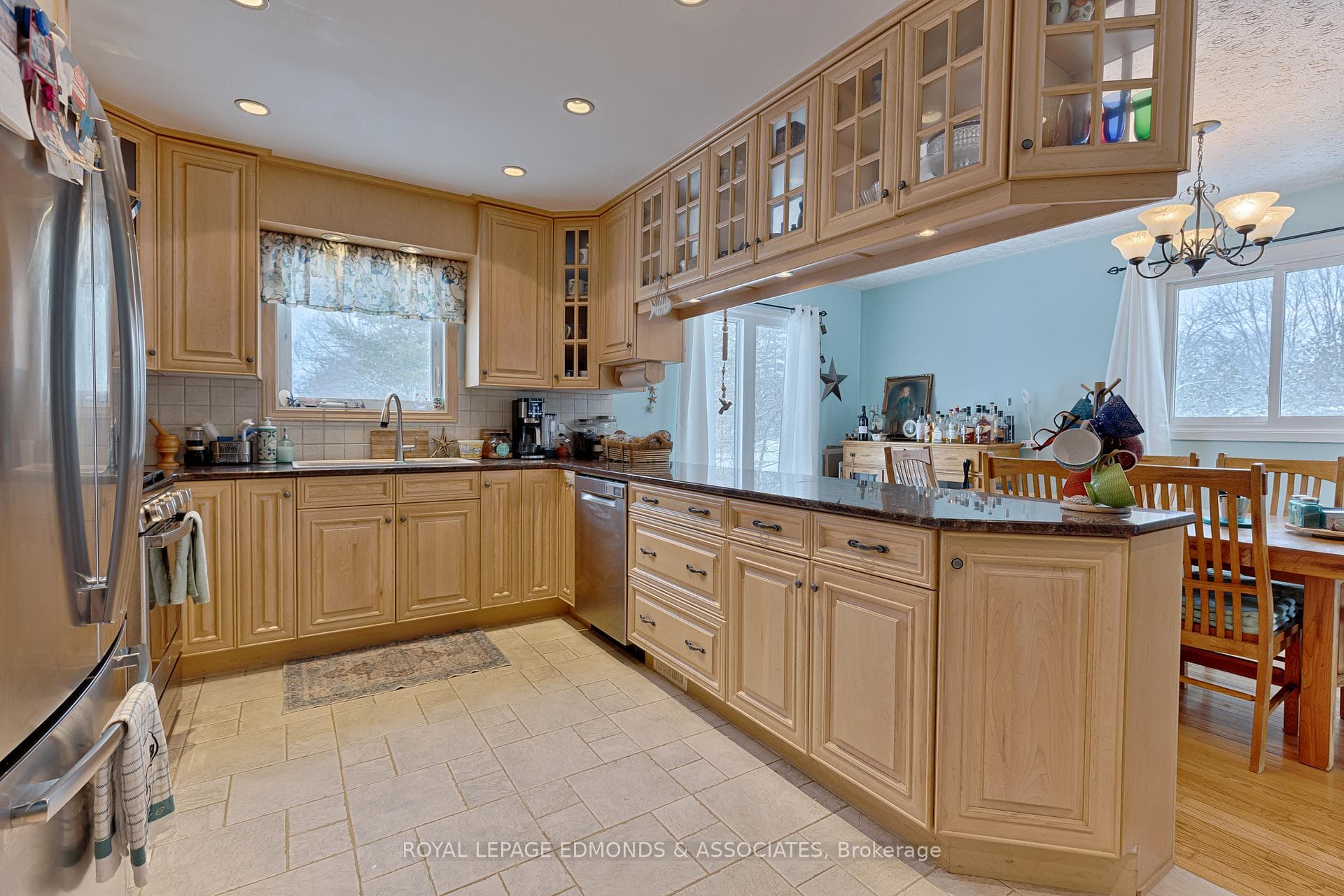 196 Golf Course Road photo 7
