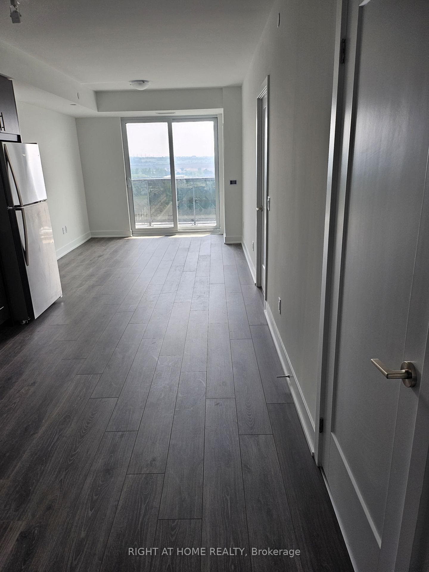 2545 Simcoe Street North Avenue Unit 1618 photo 6