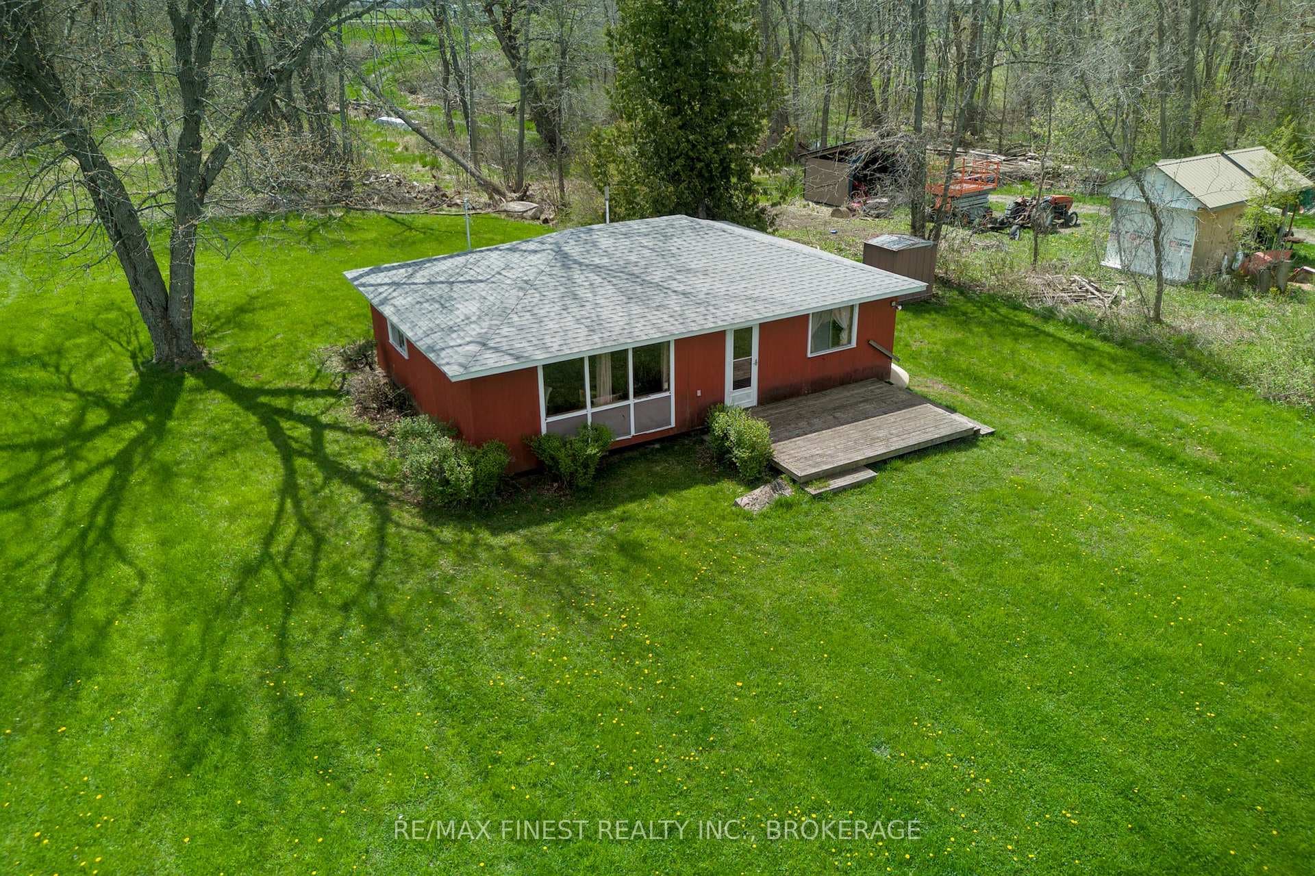 9300 Front Road photo 11