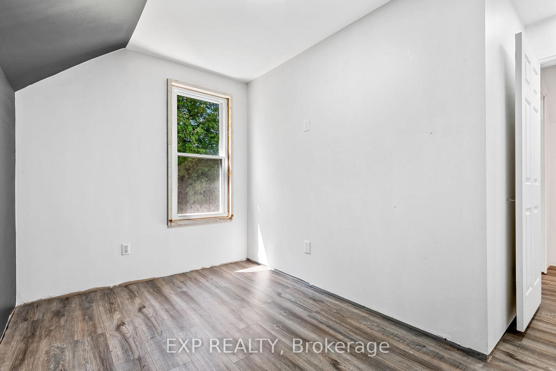 65 Queen Street photo 15
