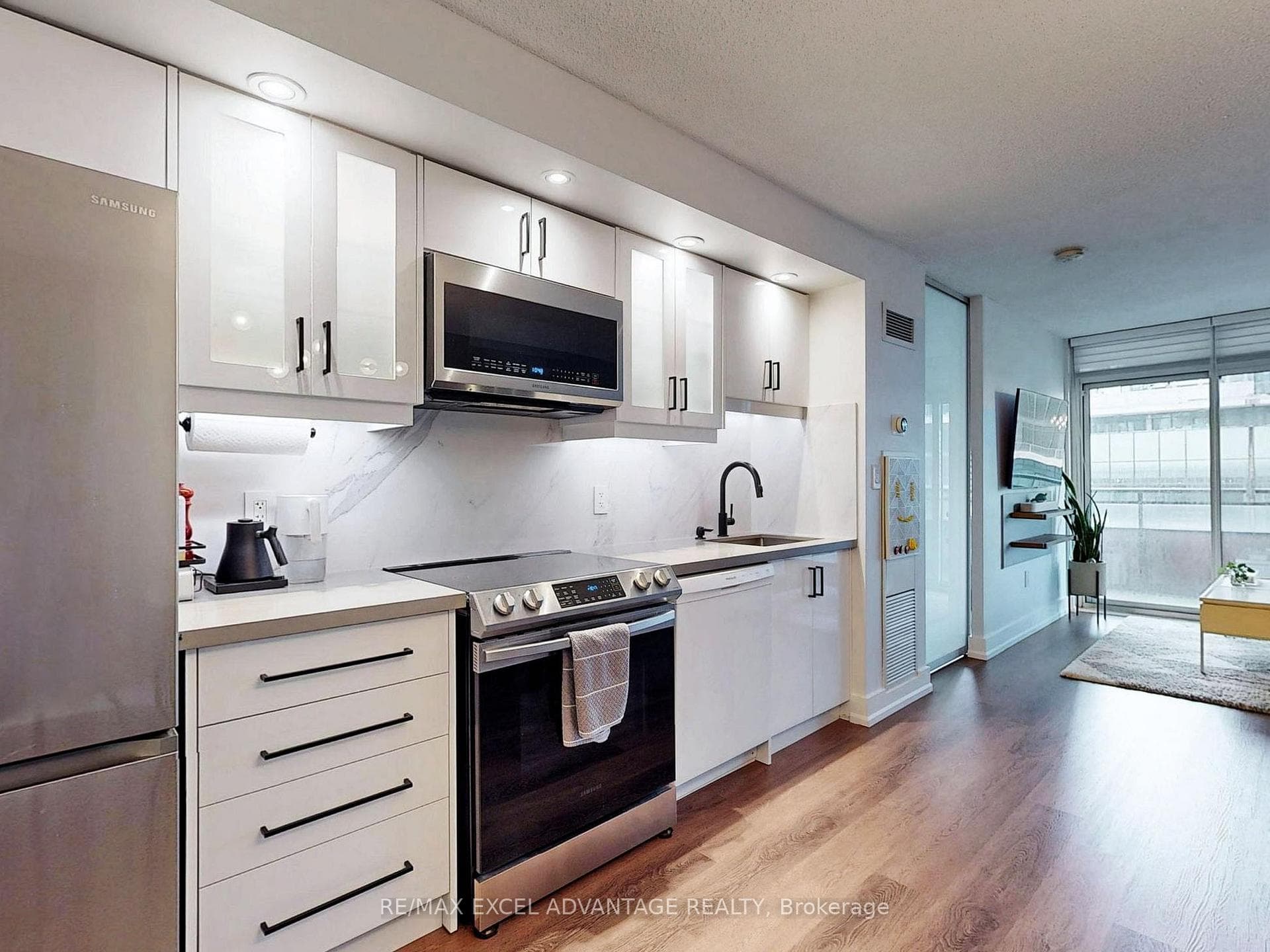 4K Spadina Avenue Unit 1509 photo 9