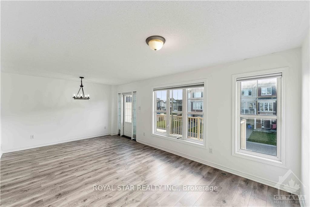 504 SNOW GOOSE Street photo 5