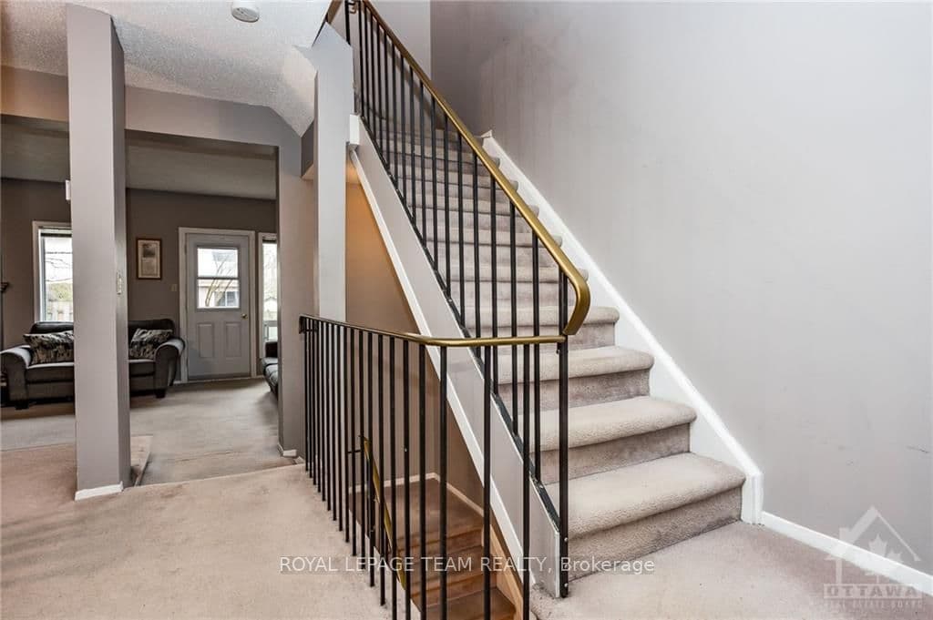20 ALMOND Lane photo 16