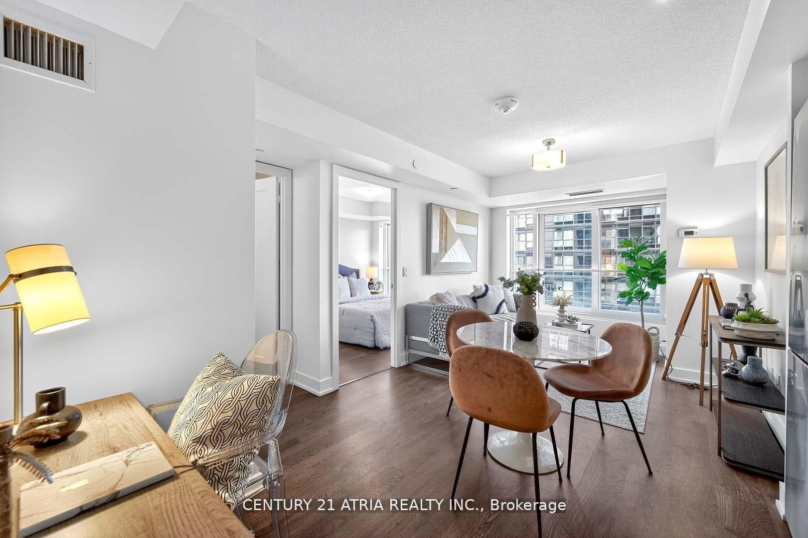 7 Mabelle Avenue Unit 1805 photo 9