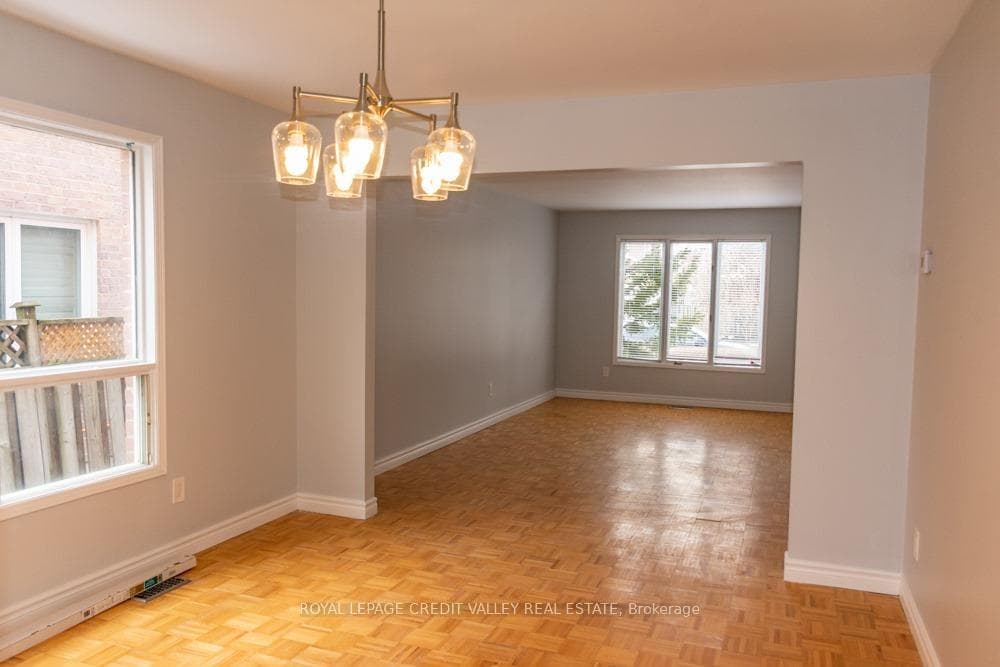 4 Lafleur Court photo 3