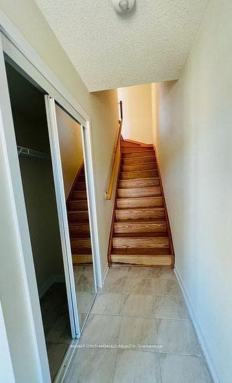 125 Melody Lane photo 3