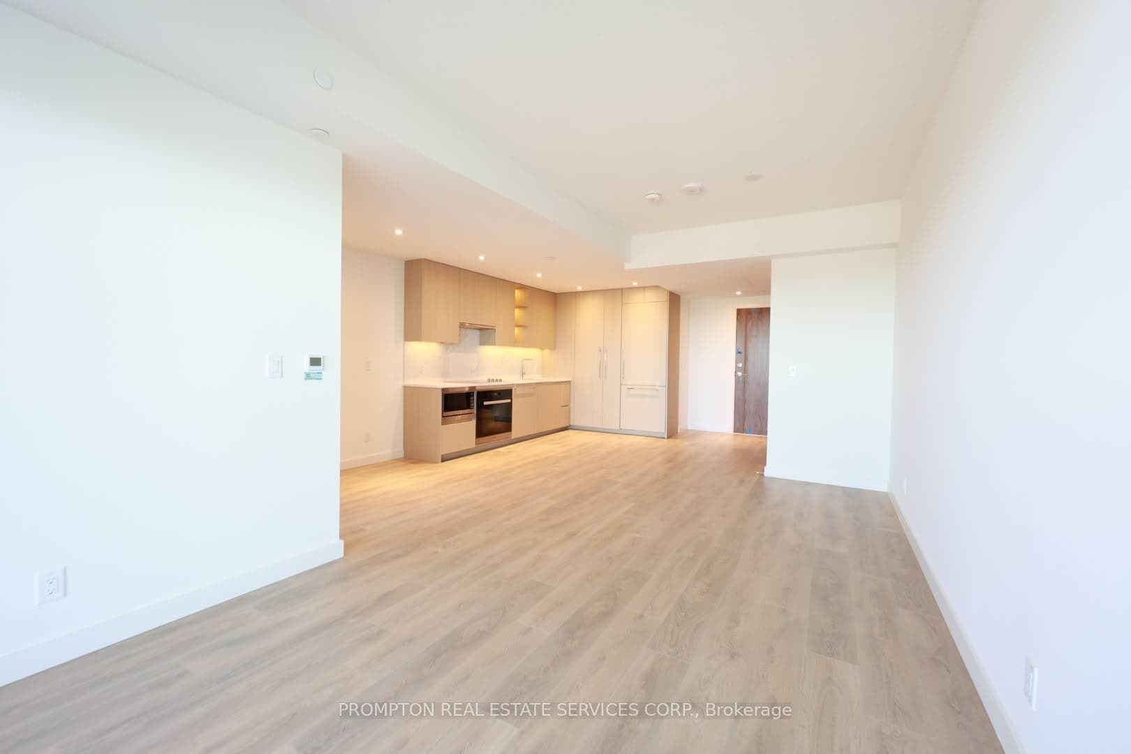 25 Mcmahon Drive Unit 1708 photo 3