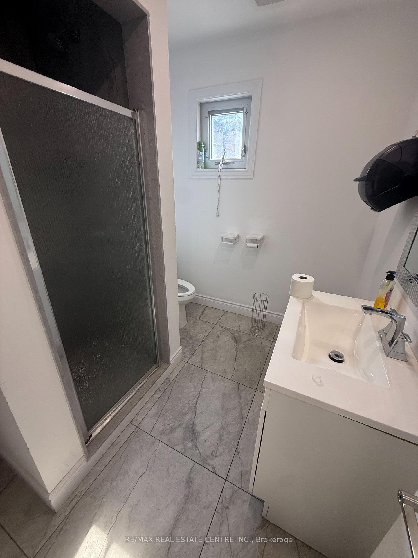 214 Kenilworth Avenue Unit UPPER photo 9