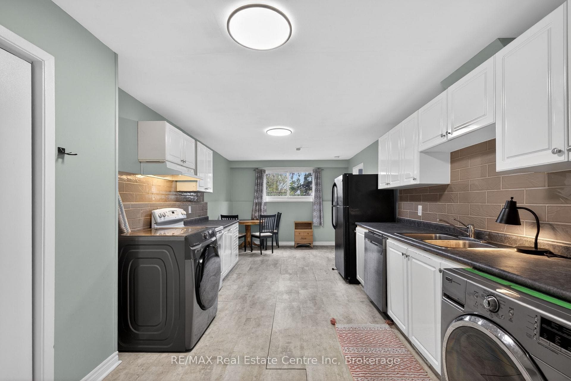 9 Sanderson Drive photo 33