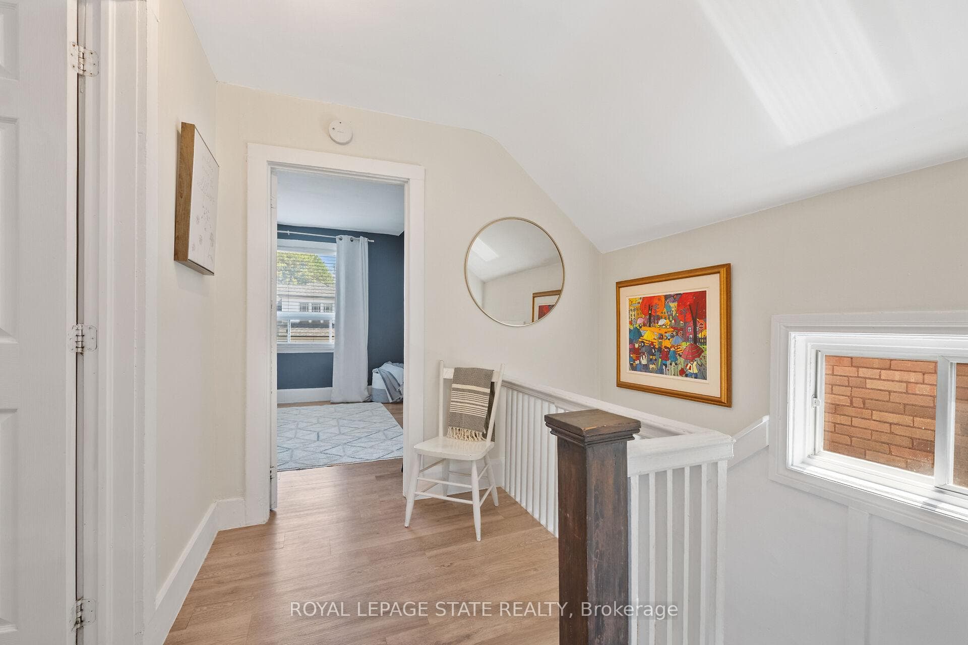 105 Grosvenor Avenue photo 25