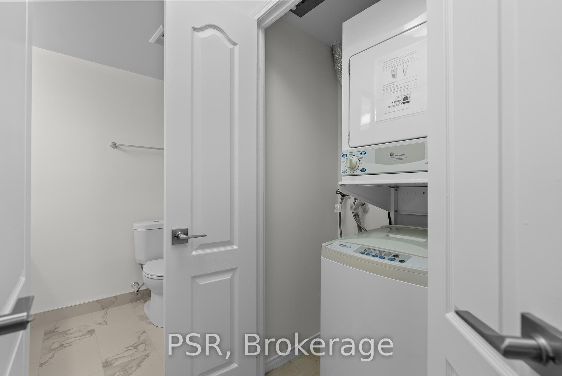 50 John Street Unit 822 photo 13