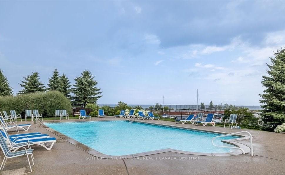 9 Waterpond Place photo 39