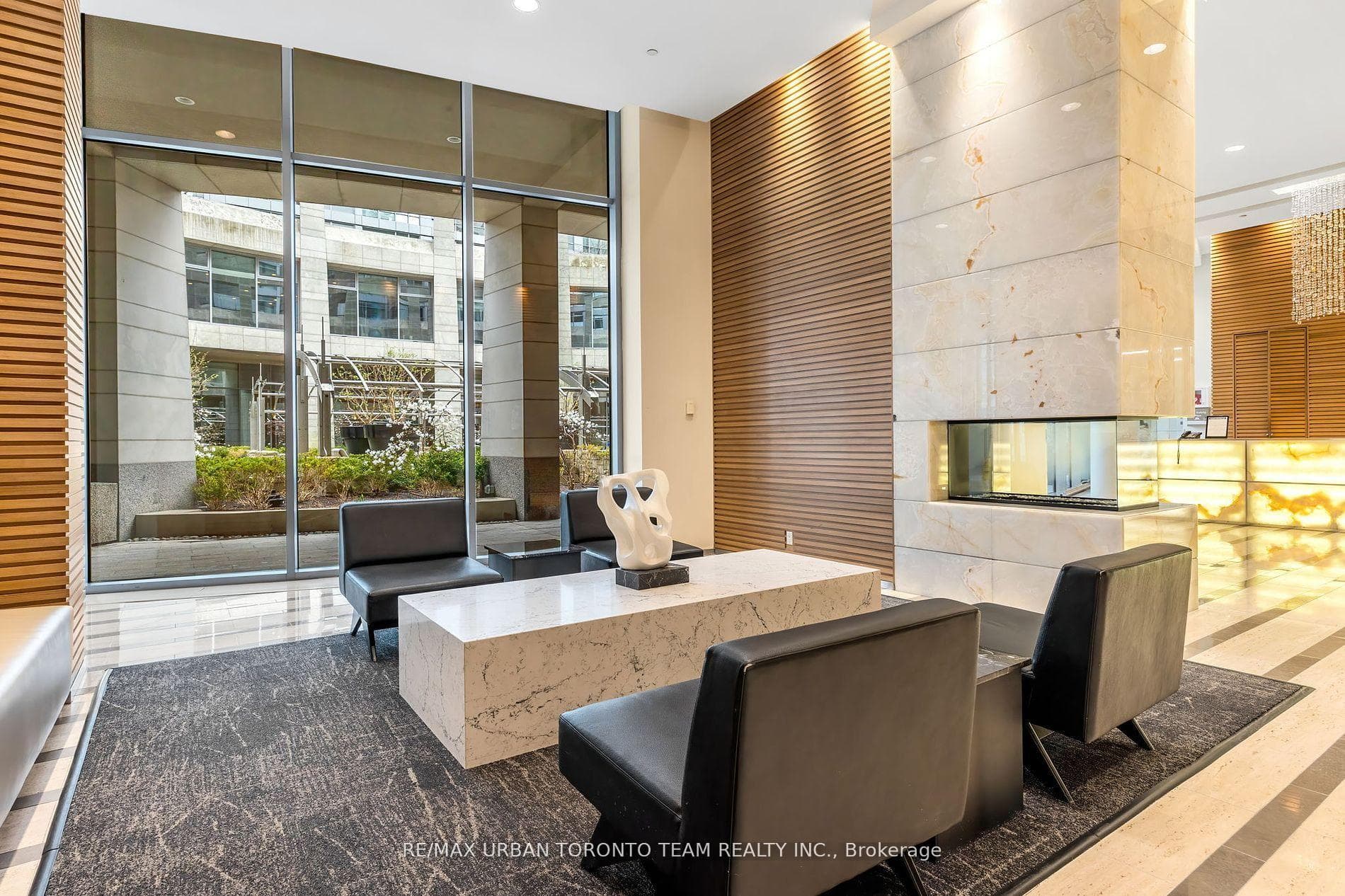 2191 Yonge Street Unit 1110 photo 26