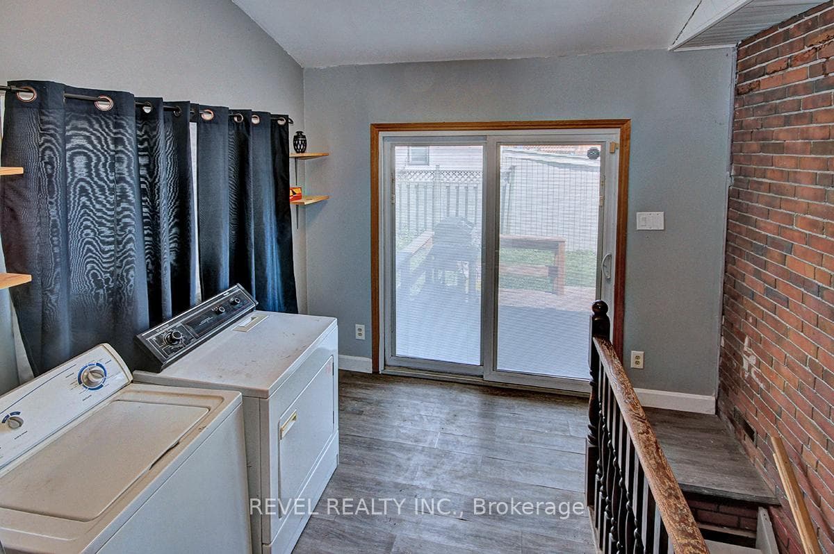 322 Mornington Avenue photo 14