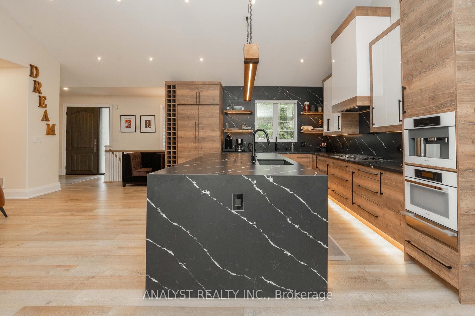 30 Lindale Avenue photo 14
