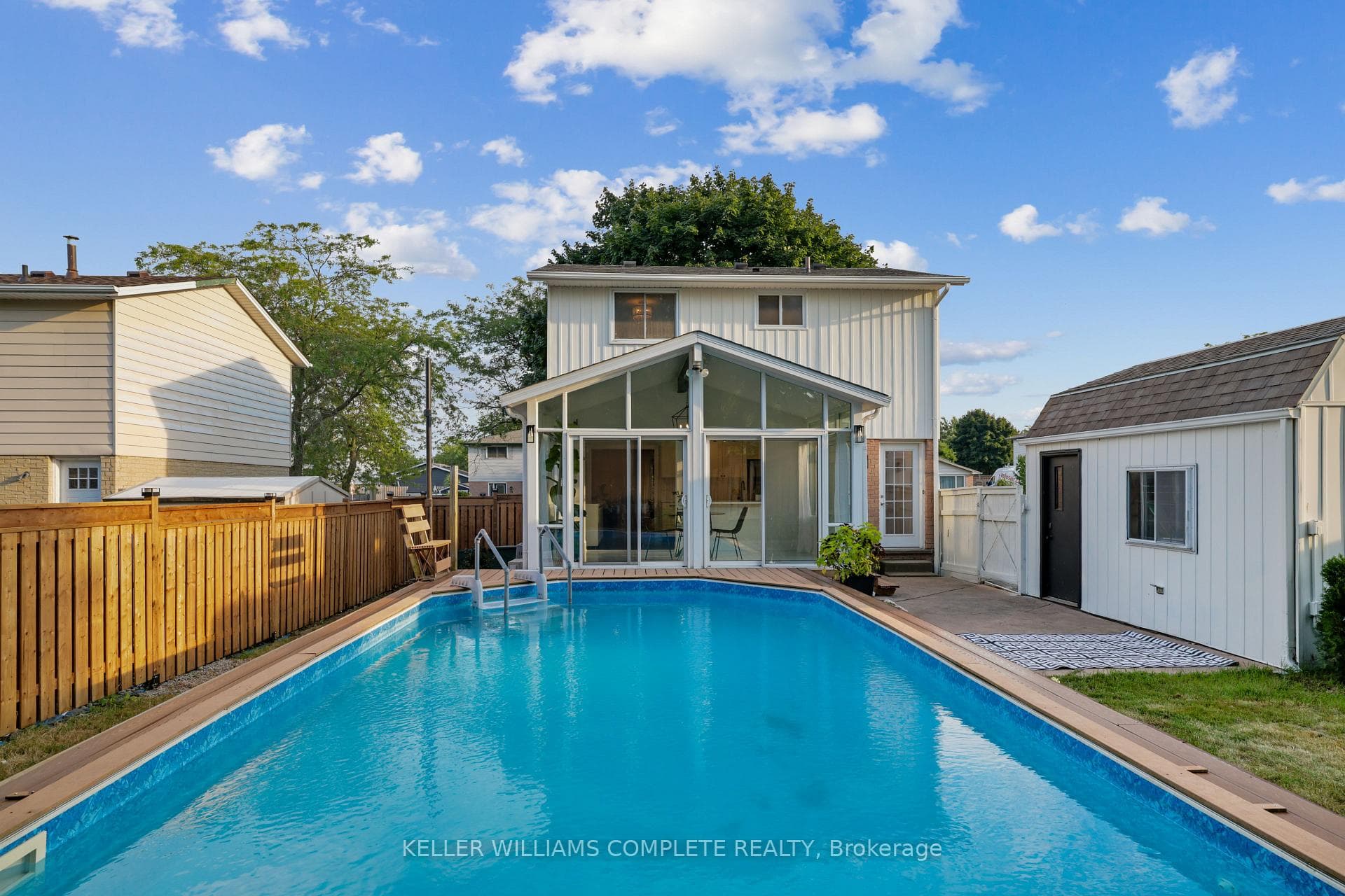 49 Markham Crescent photo 40