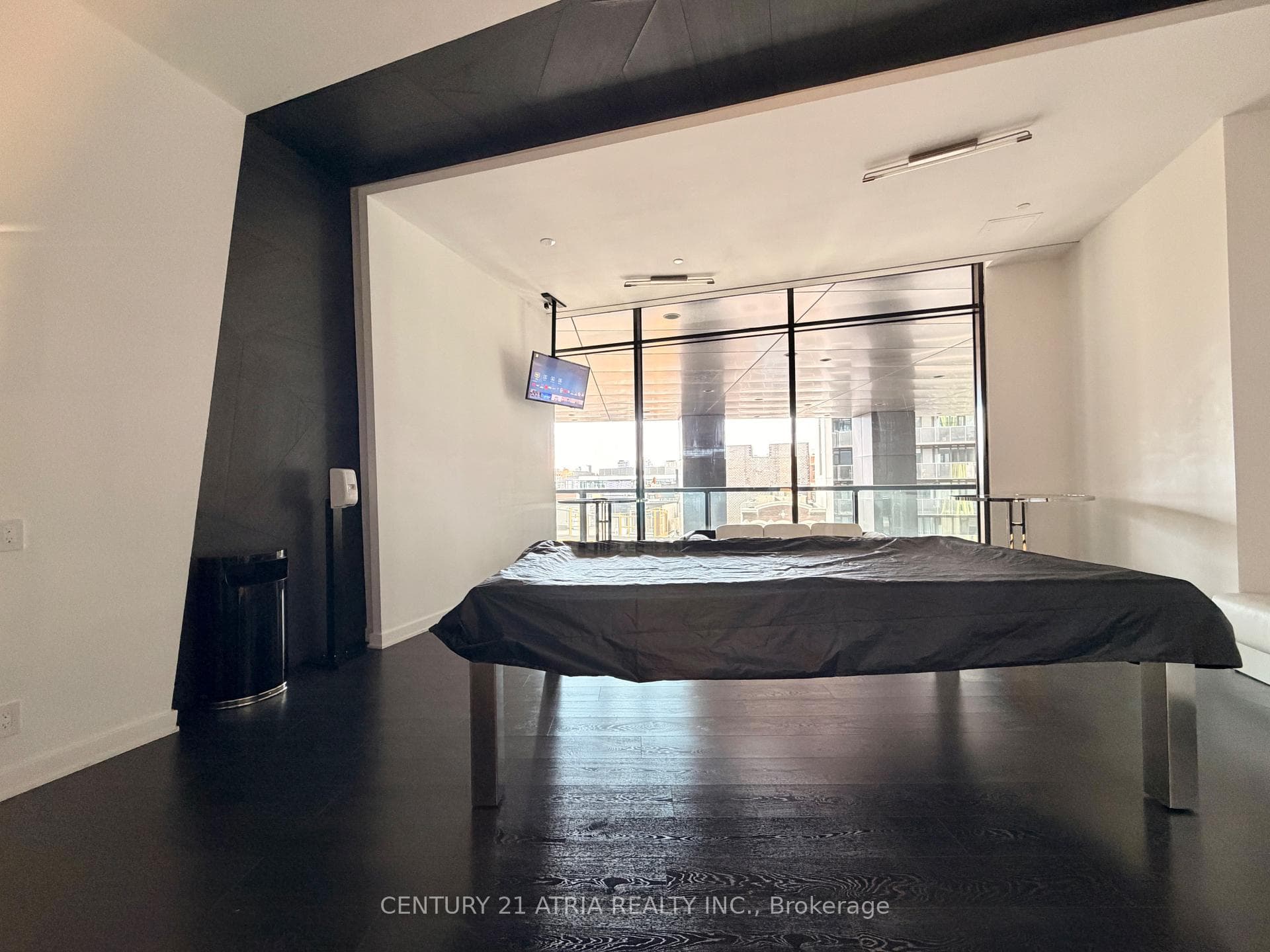 125 Peter Street Unit 2101 photo 6