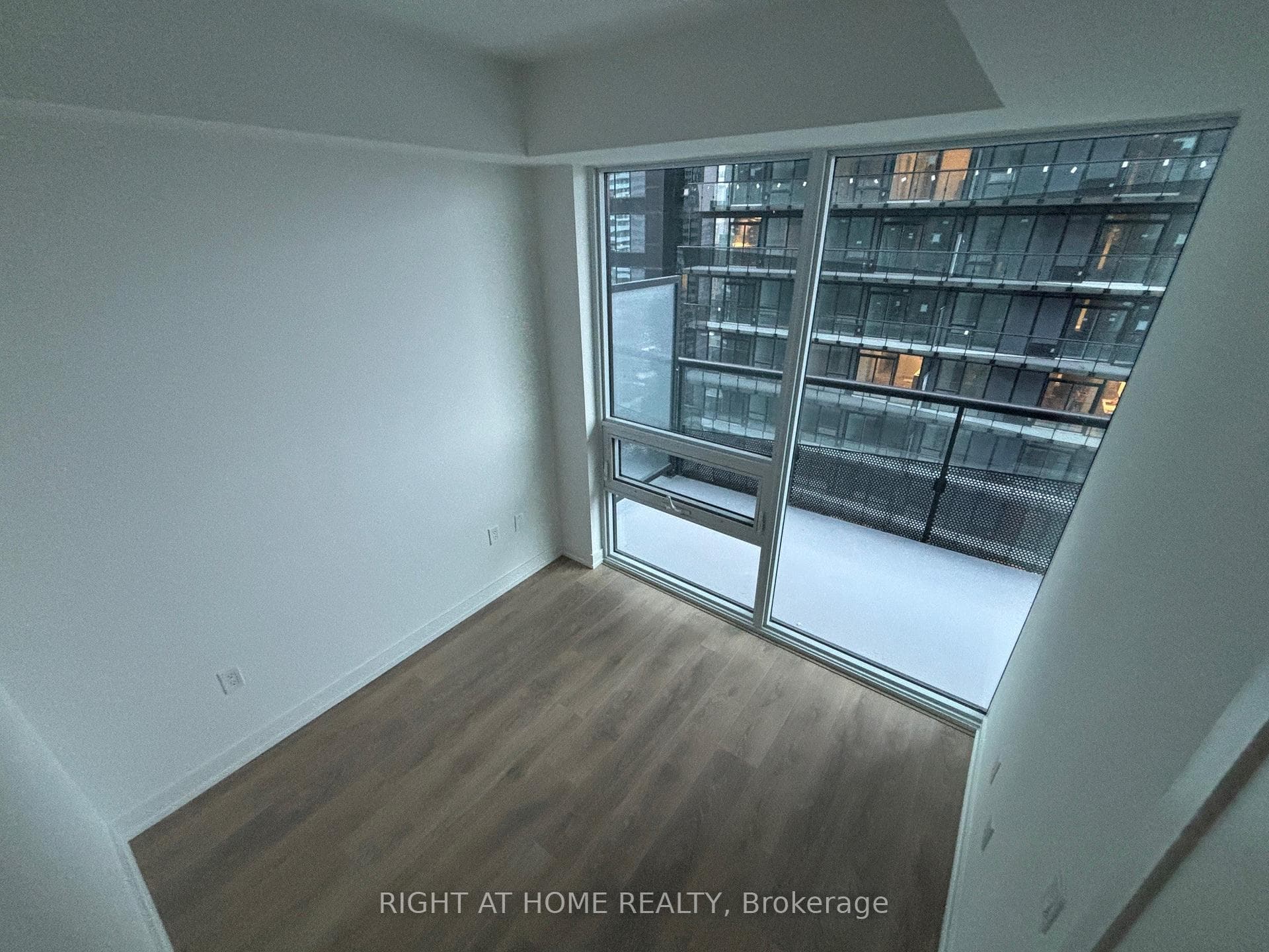 127 Broadway Avenue Unit 2809 photo 11