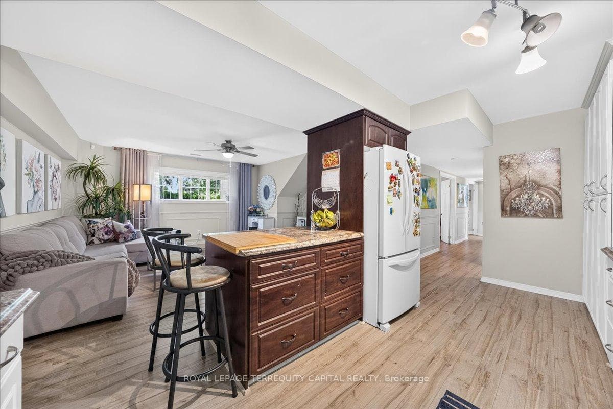 1192 St. Vincent Street photo 31