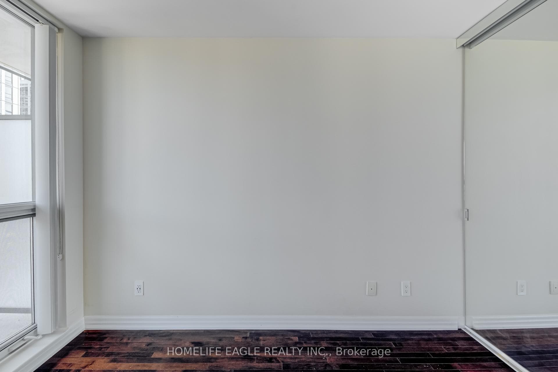770 Bay Street Unit PH 603 photo 25