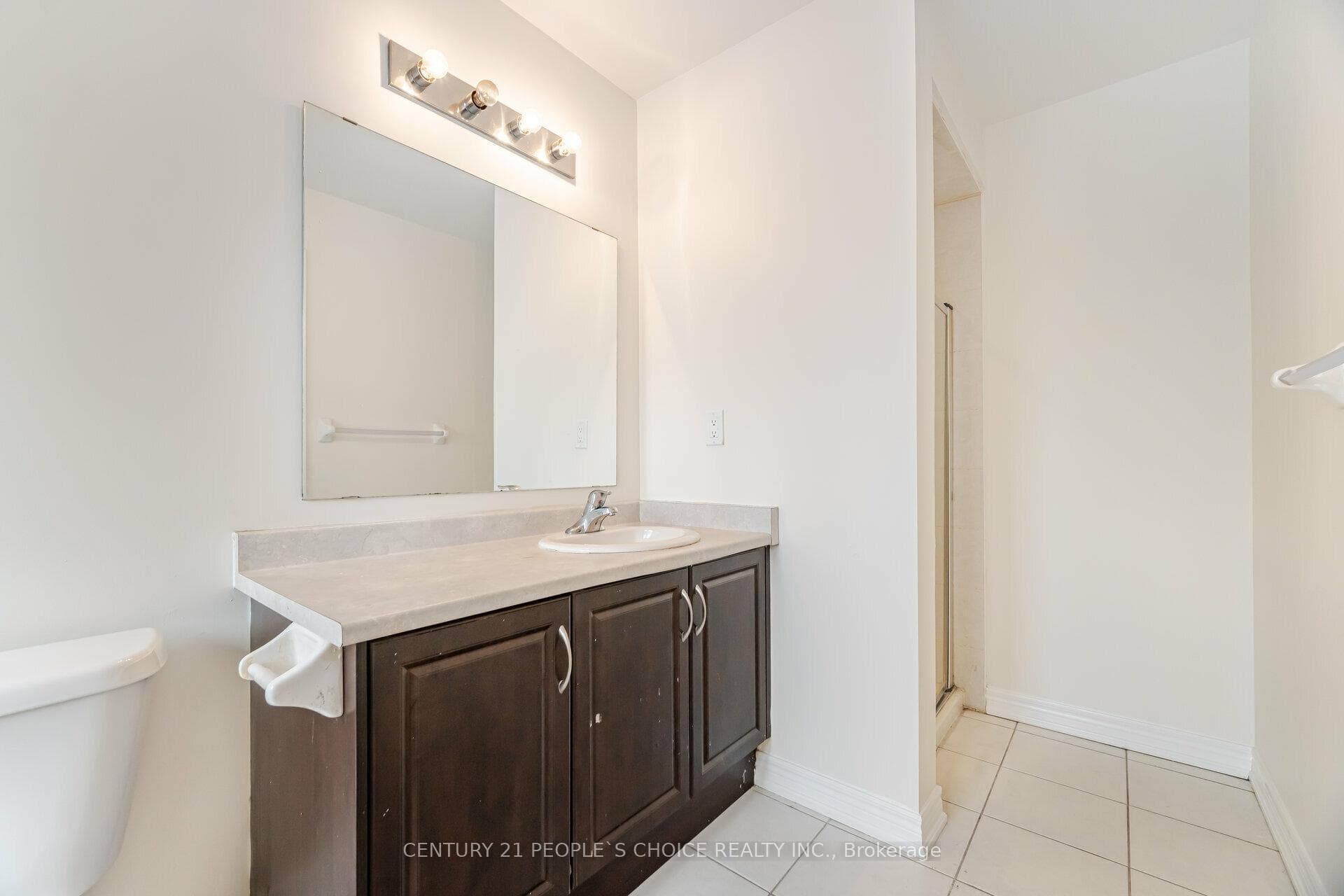 25 Buchanan Crescent photo 24