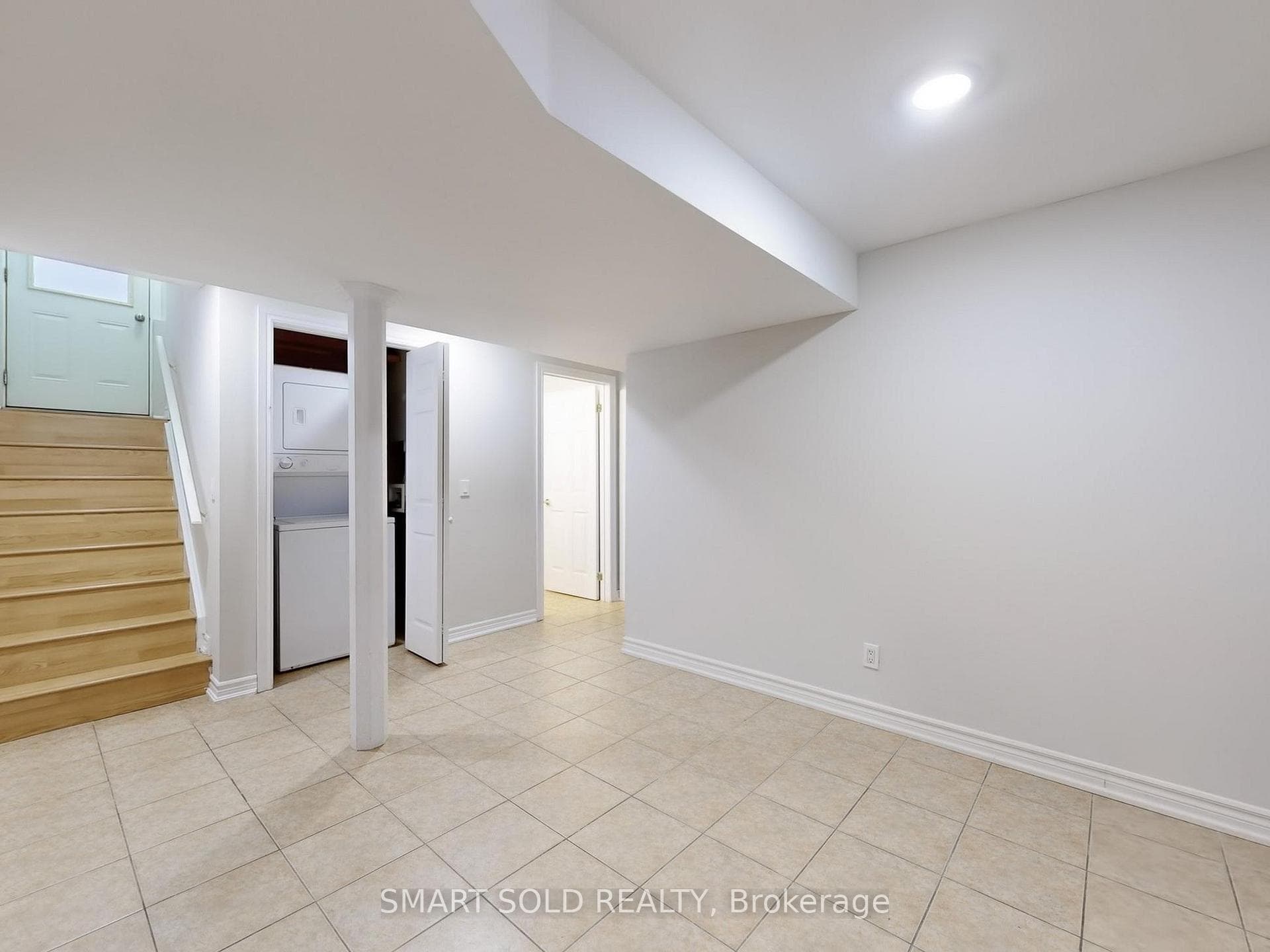 20 Sgotto Boulevard photo 25