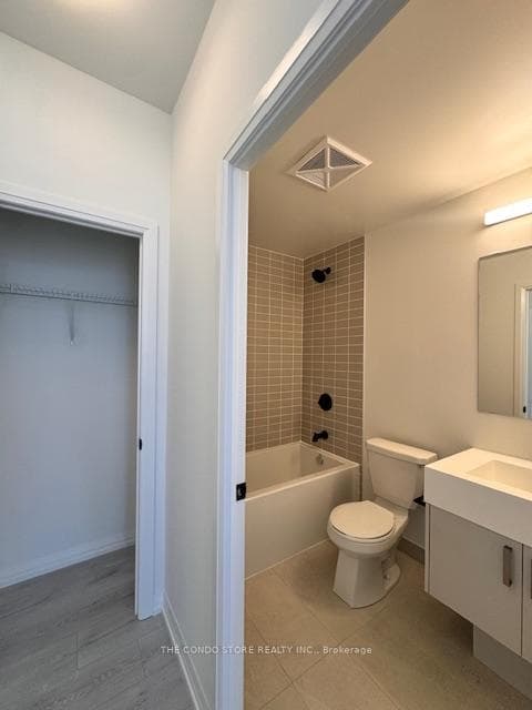 280 Dundas Street Unit 904 photo 11