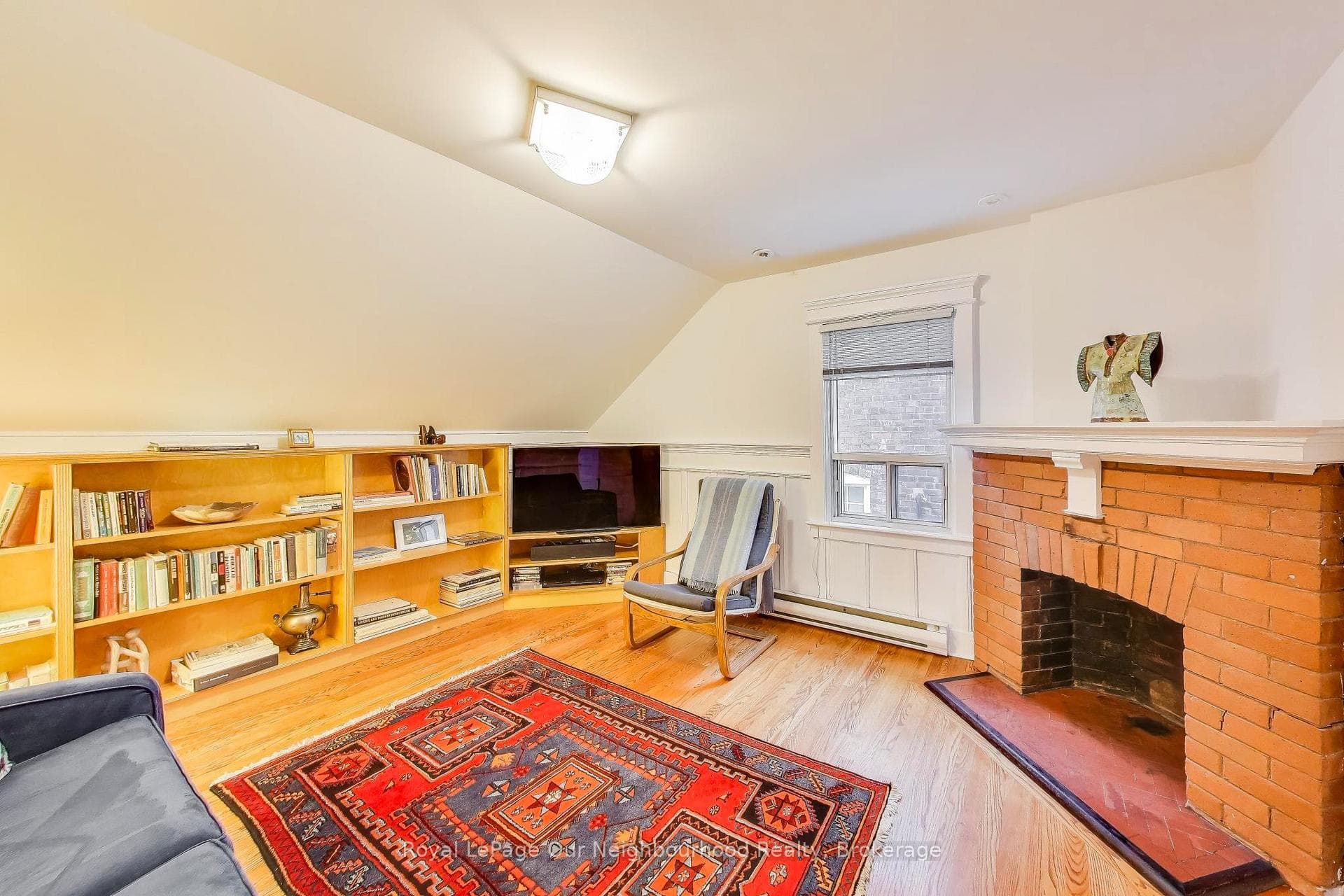 64 Kendal Avenue photo 27