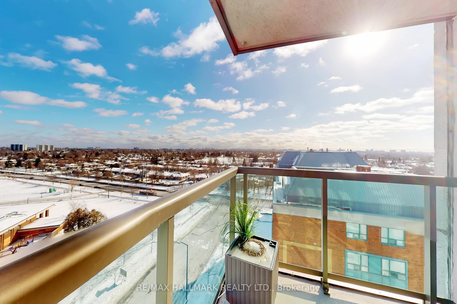68 Grangeway Avenue Unit 1510 photo 30
