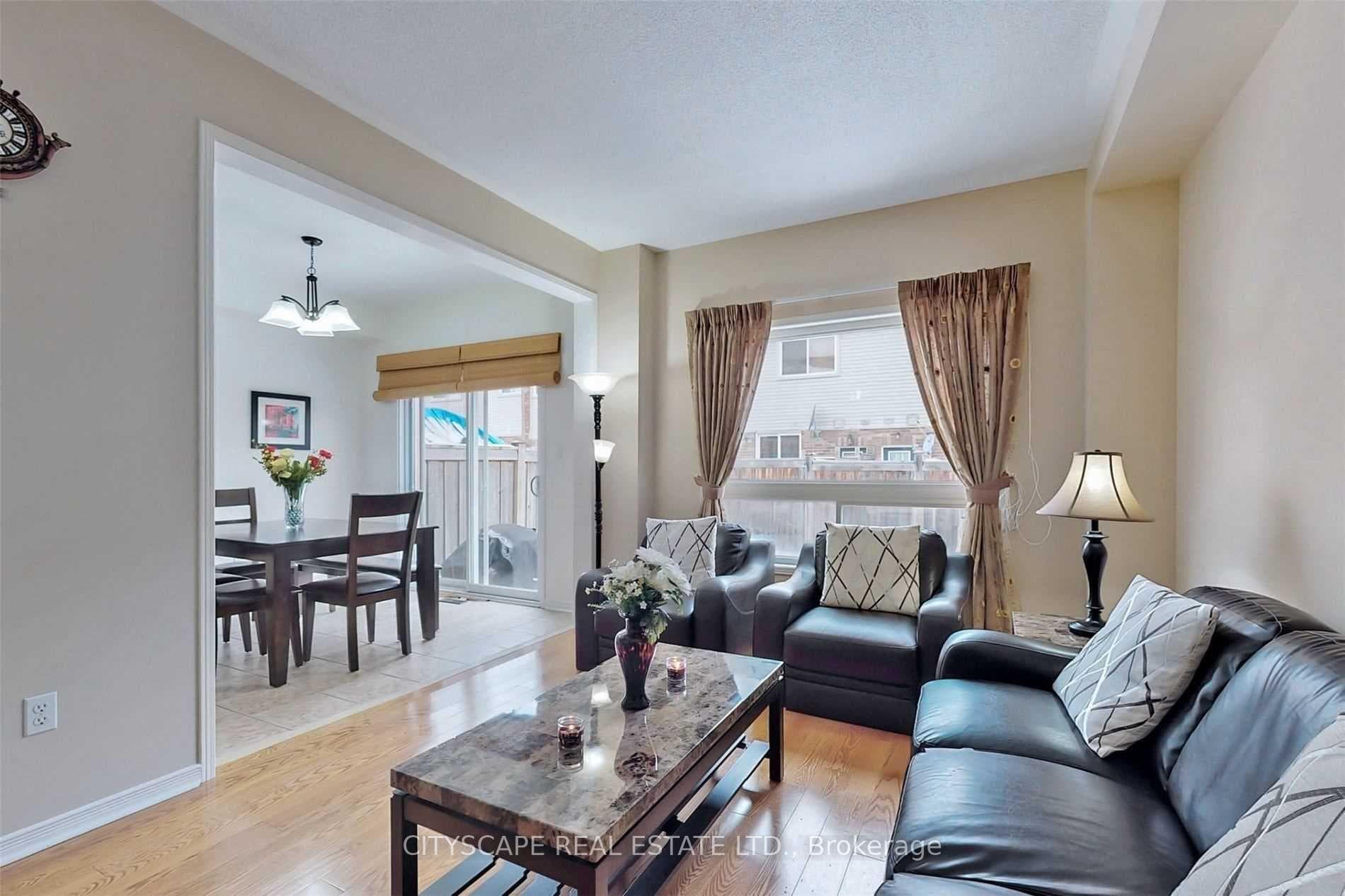 427 Hobbs Crescent photo 9